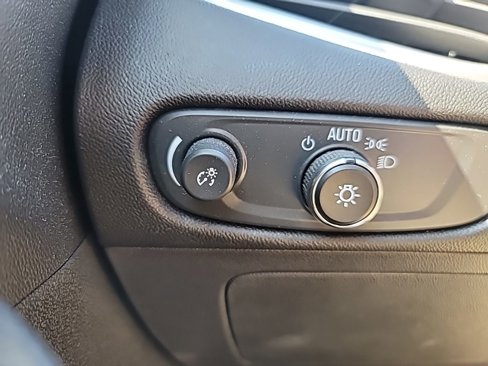 Used 2024 Chevrolet Malibu LT image 15