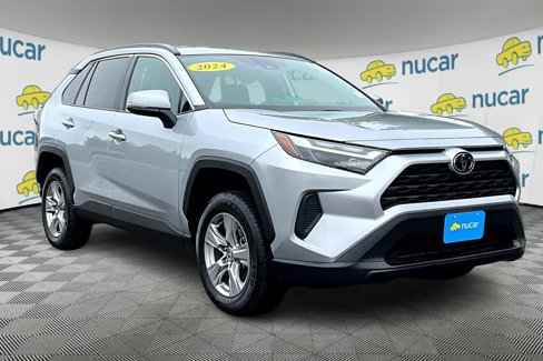 Used 2024 Toyota RAV4 XLE image 1