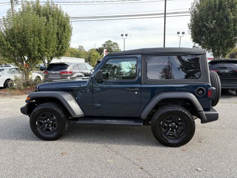 Used 2025 Jeep Wrangler Sport image 4