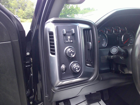 Used 2016 Chevrolet Silverado 2500 LTZ image 15