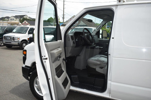 Used 2011 Ford E-150 and Econoline 150 image 10