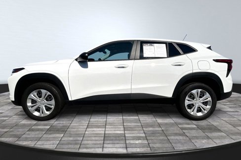 Used 2025 Chevrolet Trax LS image 15
