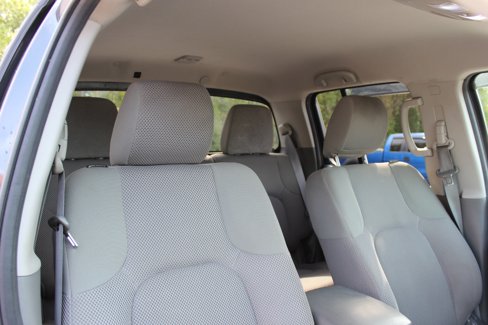 Used 2015 Nissan Frontier SV image 35