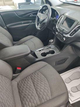 Used 2019 Chevrolet Equinox LT image 12