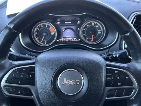 Used 2019 Jeep Cherokee Limited w/ Luxury Group image 21