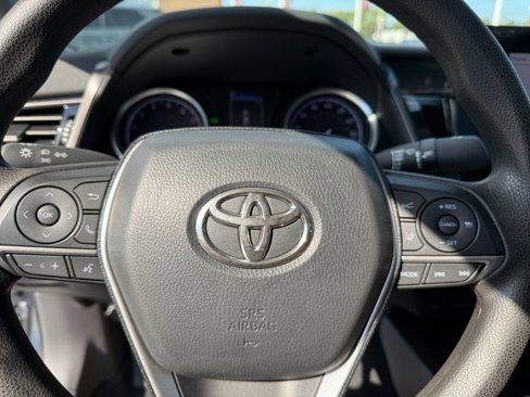 Used 2024 Toyota Camry LE w/ Convenience Package image 29
