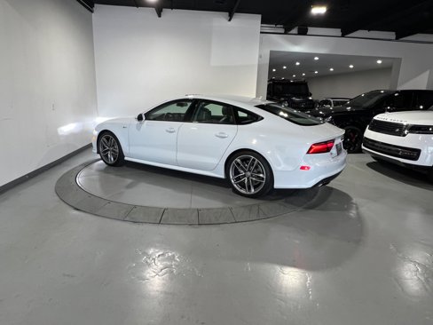Used 2016 Audi A7 3.0T Premium Plus w/ Black Optic Package image 9