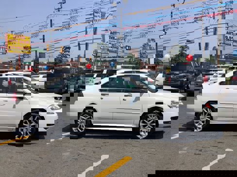 Used 2015 Chevrolet Impala LTZ image 8