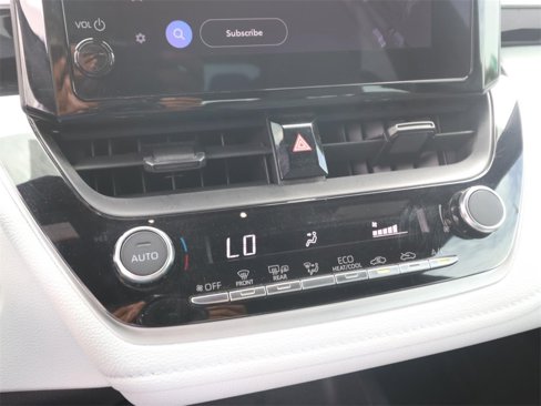 Used 2024 Toyota Corolla SE image 18