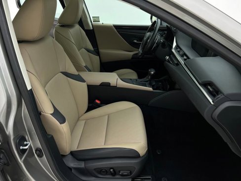 Used 2021 Lexus ES 250 w/ Premium Package image 13