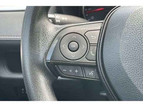 Used 2022 Toyota RAV4 LE image 34
