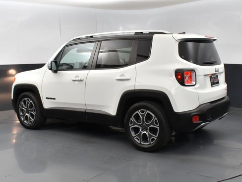 Used 2017 Jeep Renegade Limited image 7