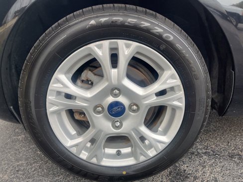 Used 2016 Ford Fiesta SE image 25