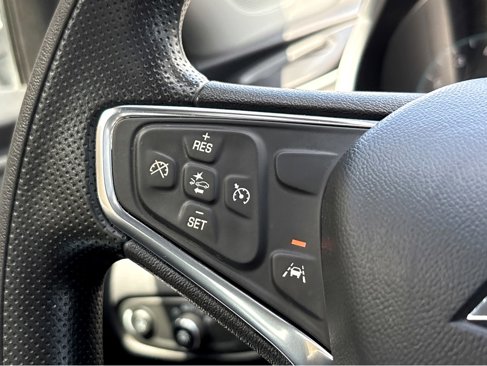 Used 2024 Chevrolet Malibu LT image 14