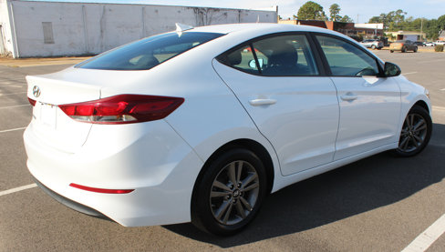 Used 2018 Hyundai Elantra SEL image 14