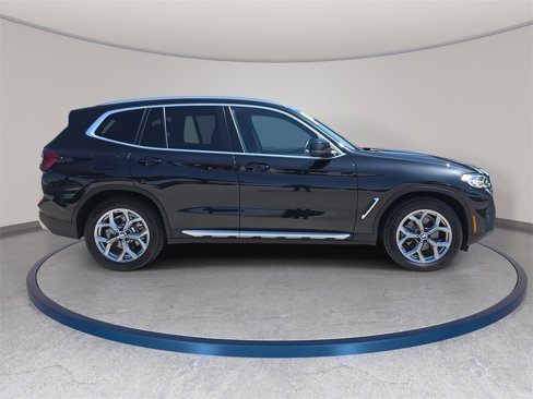 Used 2024 BMW X3 sDrive30i image 4