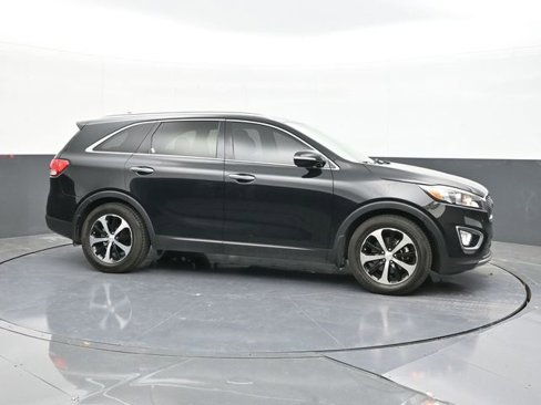 Used 2016 Kia Sorento EX image 19