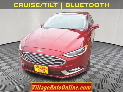 Used 2017 Ford Fusion SE w/ Fusion SE Technology Package image 8