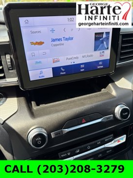 Used 2020 Ford Explorer XLT w/ Equipment Group 202A image 25