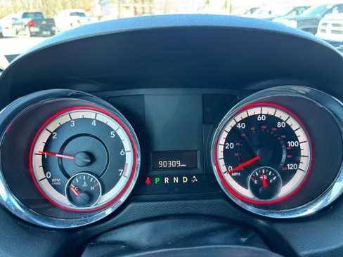 Used 2018 Dodge Grand Caravan SXT image 31