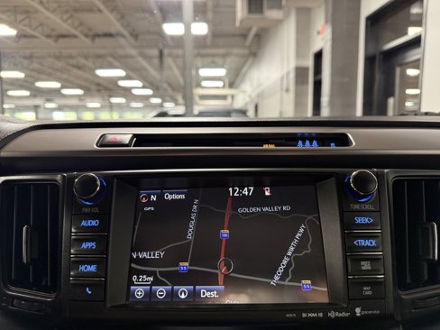 Used 2017 Toyota RAV4 Limited image 12