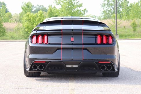 Used 2018 Ford Mustang Shelby GT350R w/ GT350R Equipment Group 920A image 5