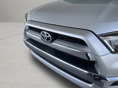 Used 2016 Toyota 4Runner Limited image 2