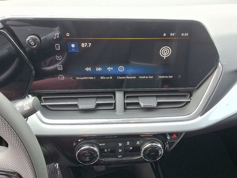 New 2025 Chevrolet Trax LT image 8