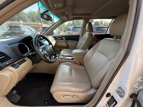 Used 2011 Toyota Highlander Limited image 9