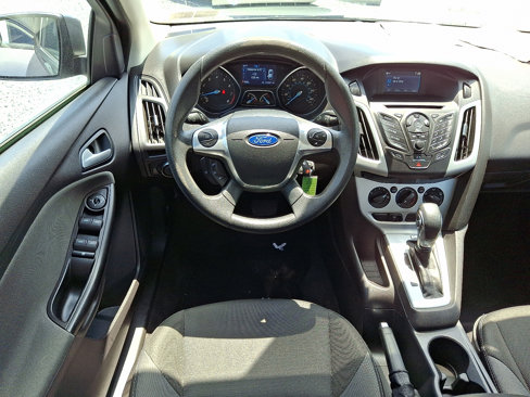 Used 2014 Ford Focus SE image 16