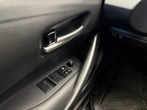 Used 2024 Toyota Corolla SE image 27
