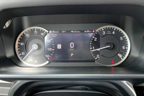 Used 2023 Land Rover Defender 110 S image 25