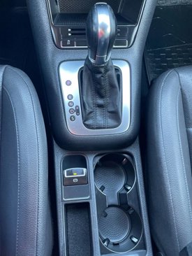 Used 2012 Volkswagen Tiguan SE image 21