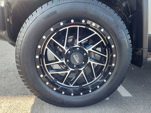 Used 2012 Toyota FJ Cruiser 4WD image 11