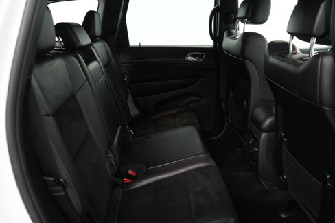 Used 2018 Jeep Grand Cherokee Altitude image 11