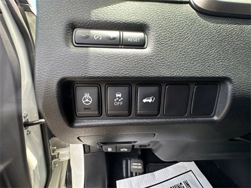 Used 2018 Nissan Murano SL image 13