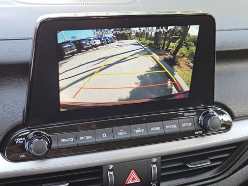 Certified 2020 Kia Forte LXS image 24
