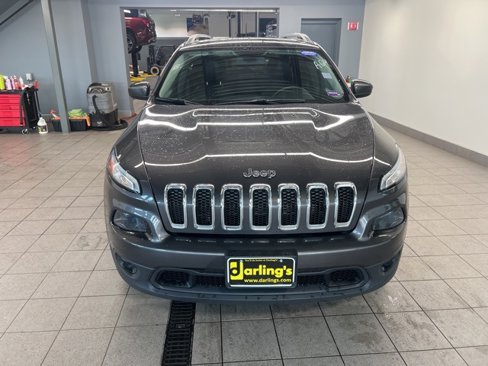 Used 2018 Jeep Compass Limited w/ Navigation Group image 2