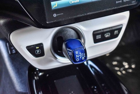 Used 2017 Toyota Prius Prime Premium image 16