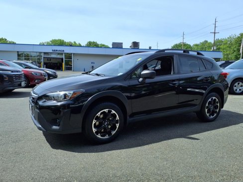 Used 2023 Subaru Crosstrek 2.0i image 3