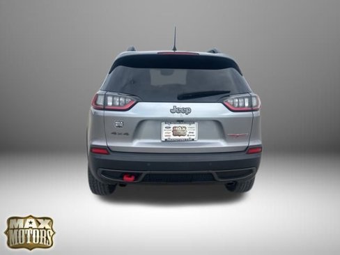 Used 2019 Jeep Cherokee Trailhawk w/ Cold Weather Group image 6
