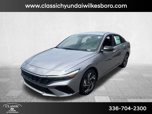 New 2025 Hyundai Elantra Sport image 9
