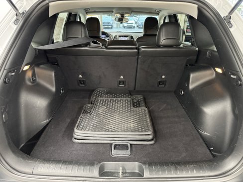 Used 2019 Jeep Cherokee Trailhawk image 21