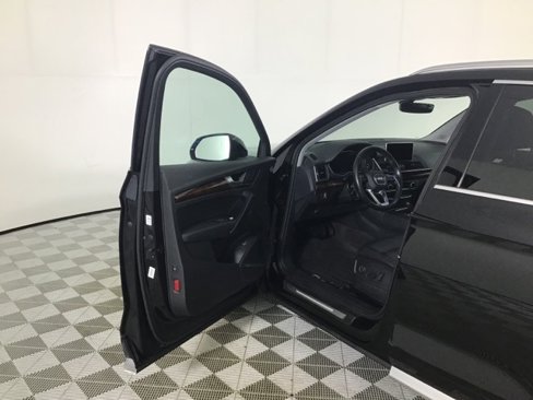 Used 2018 Audi Q5 2.0T Premium Plus image 10