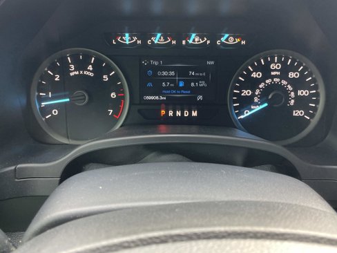 Used 2018 Ford F150 XLT w/ Equipment Group 302A Luxury image 25