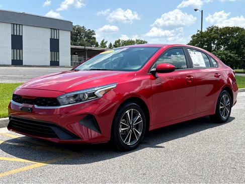 Used 2023 Kia Forte LXS image 3