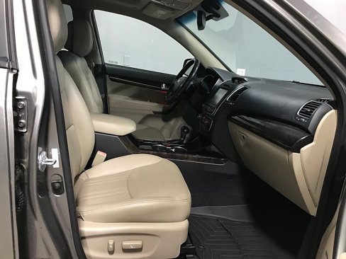 Used 2014 Kia Sorento EX w/ EX V6 Touring Package image 13