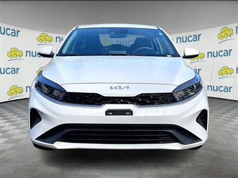 Used 2023 Kia Forte LXS image 3