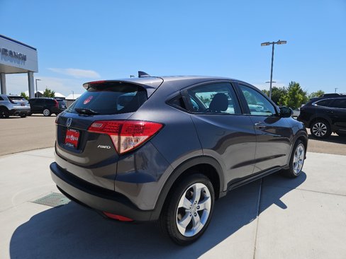 Used 2016 Honda HR-V LX image 3