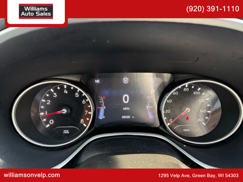 Used 2020 Jeep Compass Limited image 23